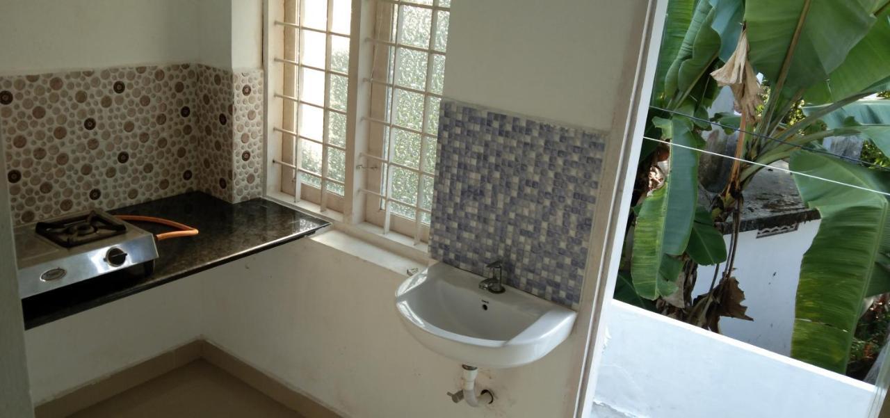 Jestine Homestay Kochi Extérieur photo